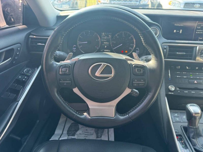 2018 Lexus IS 300