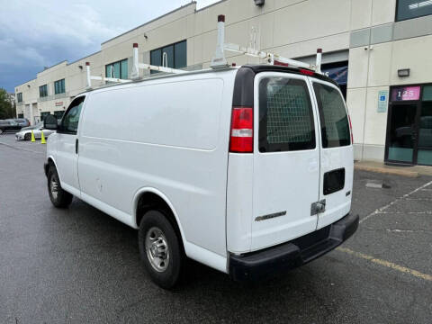 2021 Chevrolet Express 2500