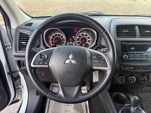 2015 Mitsubishi Outlander Sport 2.4 ES