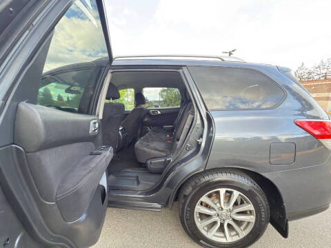 2014 Nissan Pathfinder S