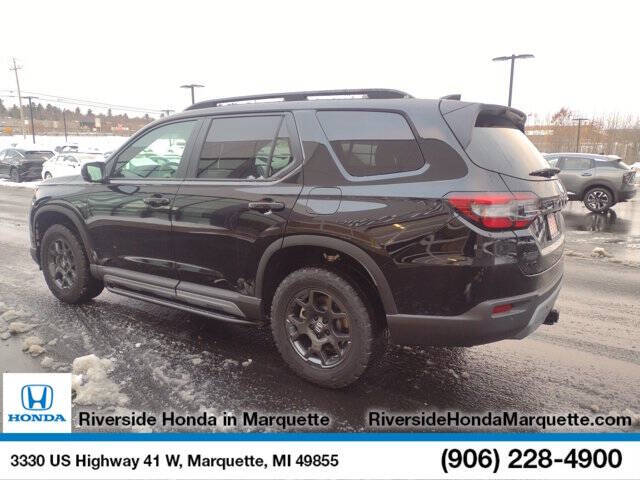 2025 Honda Pilot TrailSport