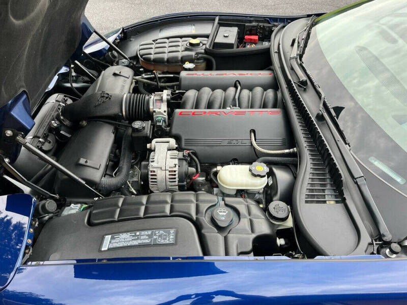2004 Chevrolet Corvette
