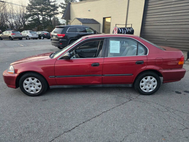 1998 Honda Civic for sale at QUEENSGATE AUTO SALES in York, PA