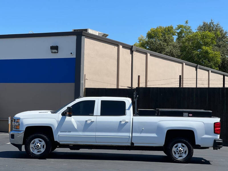 Used 2019 Chevrolet Silverado 2500HD LT with VIN 1GC1KSEY1KF137652 for sale in Sacramento, CA