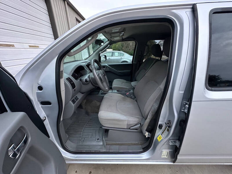 2011 Nissan Frontier SL