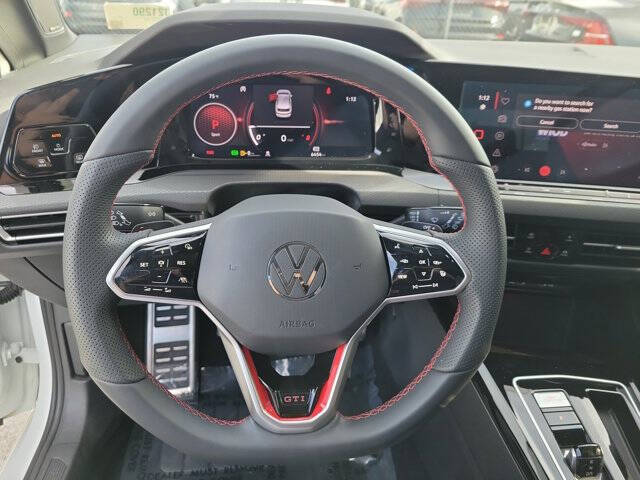 2024 Volkswagen Golf GTI Autobahn