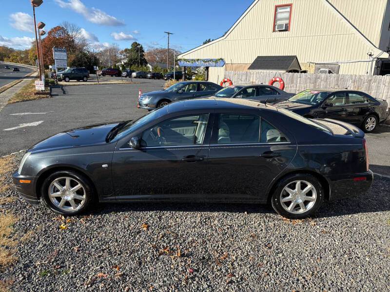 2005 Cadillac STS Base photo 9