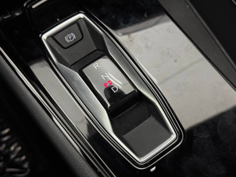 2022 Audi e-tron GT quattro Premium Plus