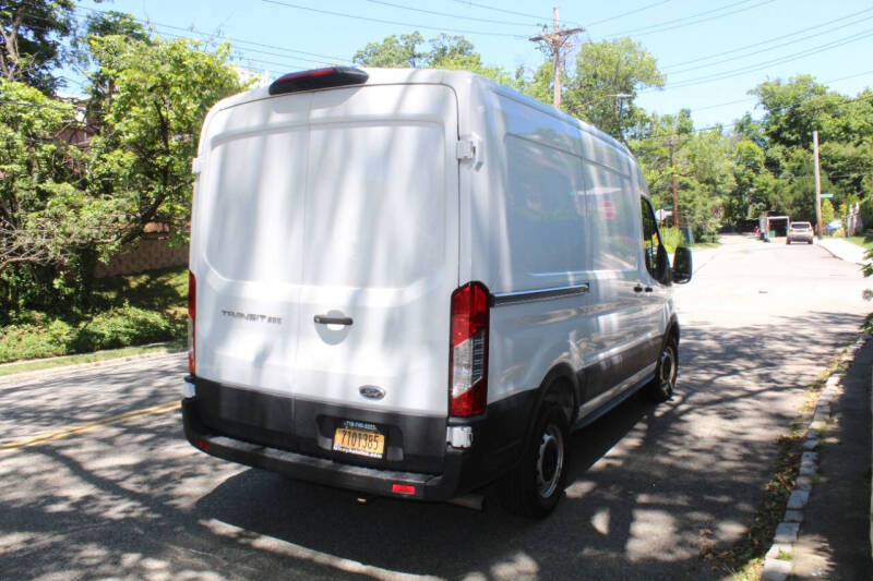 2021 Ford Transit 250