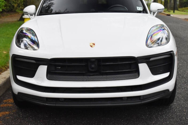 2022 Porsche Macan