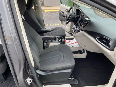 2018 Chrysler Pacifica Touring Plus