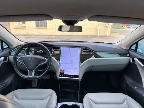 2015 Tesla Model S