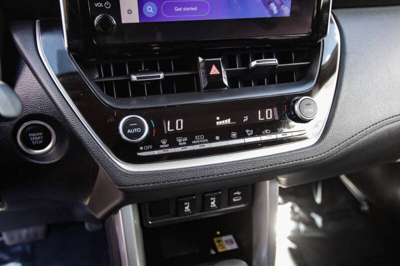 2023 Toyota Corolla Cross XLE