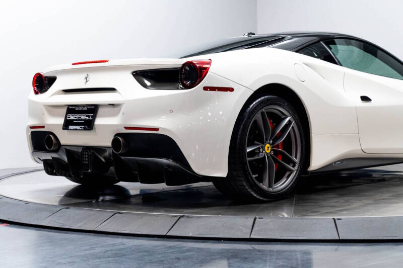 2016 Ferrari 488 GTB