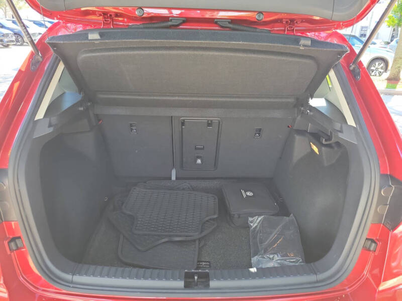 2022 Volkswagen Taos SE