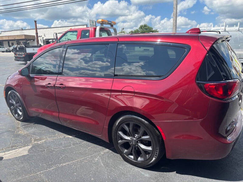 2019 Chrysler Pacifica Touring Plus