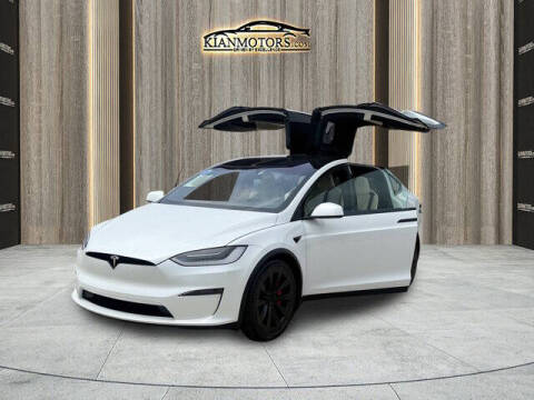 2023 Tesla Model X Standard Range
