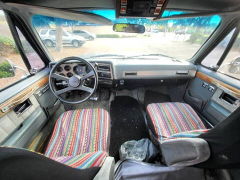 1987 GMC Suburban