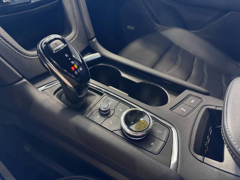 2023 Cadillac XT6 Sport