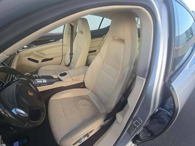 2014 Porsche Panamera