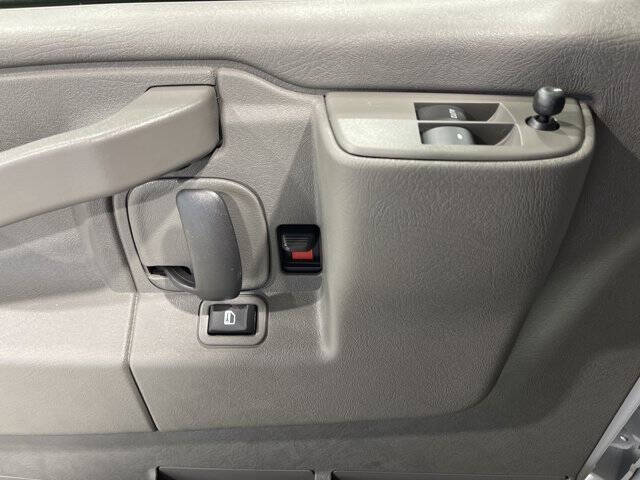 2026 GMC Savana 2500