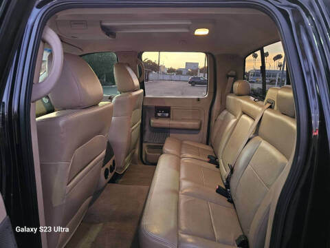2005 Ford F-150 Lariat