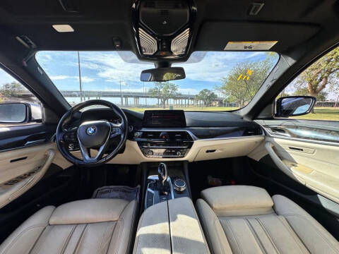 2017 BMW 5 Series 530i
