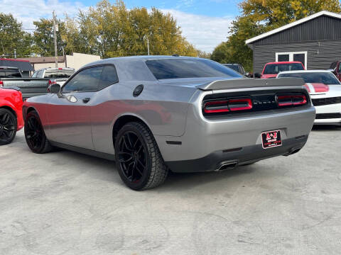 2018 Dodge Challenger SXT