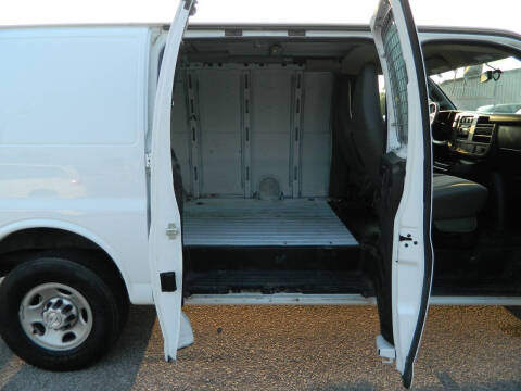 2017 Chevrolet Express 2500