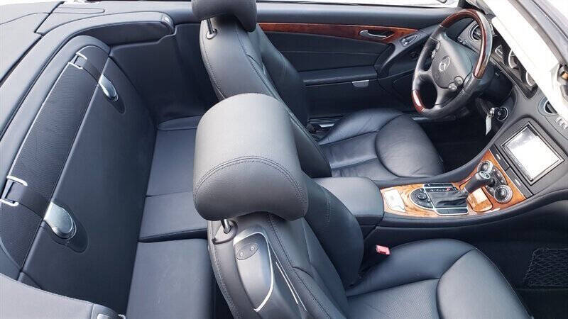 2007 Mercedes-Benz SL-Class 24