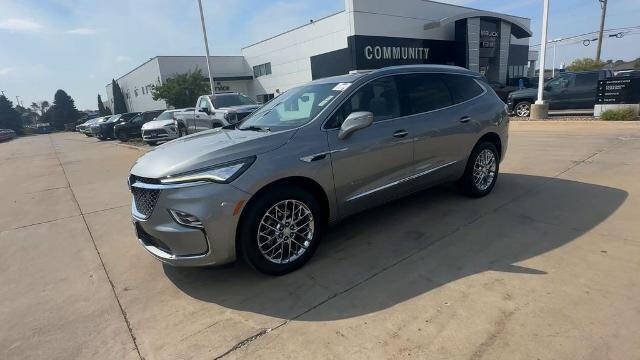 2023 Buick Enclave Avenir