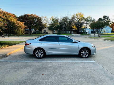 2016 Toyota Camry XLE