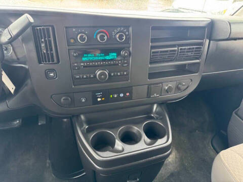 2017 Chevrolet Express LT 3500