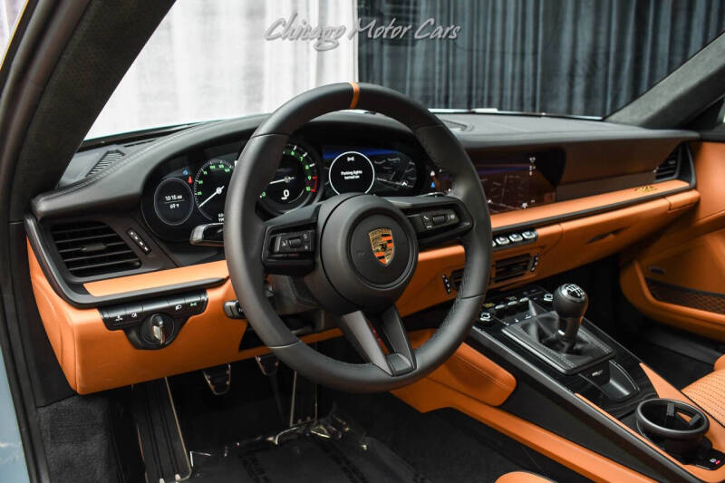 2024 Porsche 911 S/T