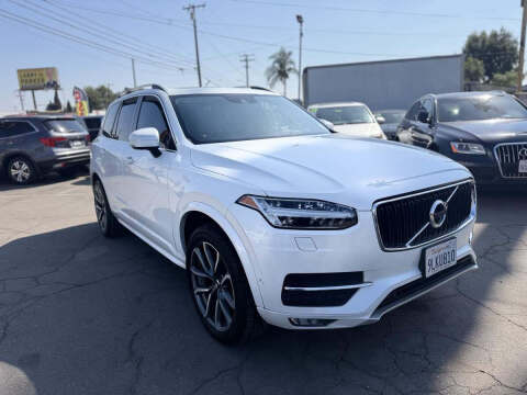 2019 Volvo XC90 T6 Momentum