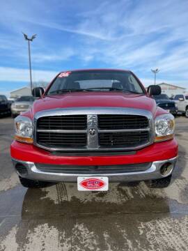 2006 Dodge Ram 1500 for sale at UNITED AUTO INC in South Sioux City NE