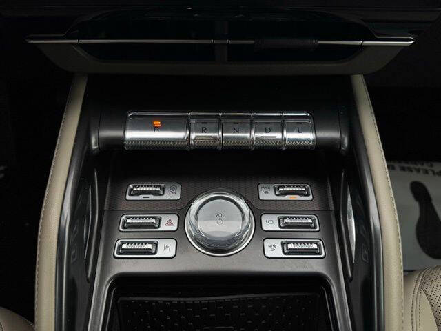 2024 Lincoln Nautilus Hybrid Premiere