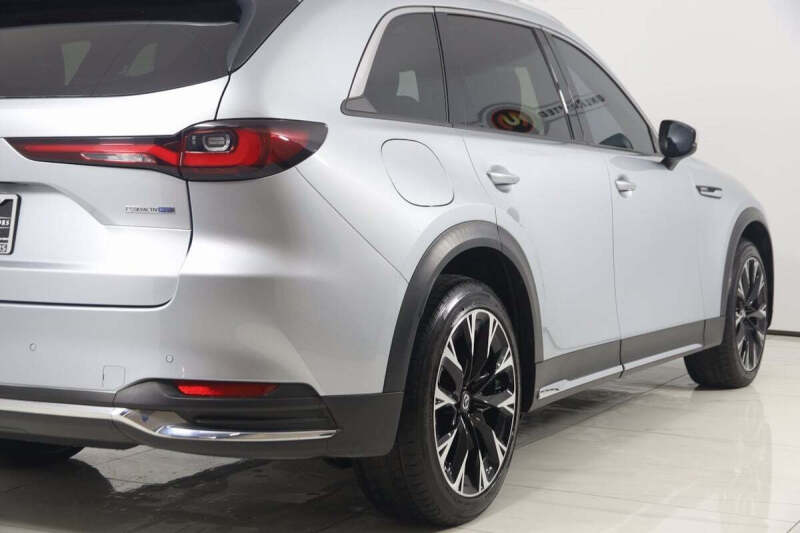 2024 Mazda CX-90 Plug-in Hybrid Premium