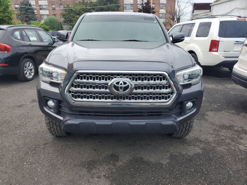 2016 Toyota Tacoma for sale at OFIER AUTO SALES in Freeport NY