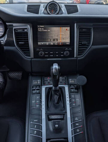 2017 Porsche Macan S