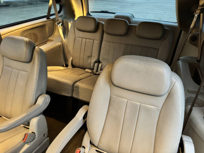 2006 Dodge Grand Caravan SXT