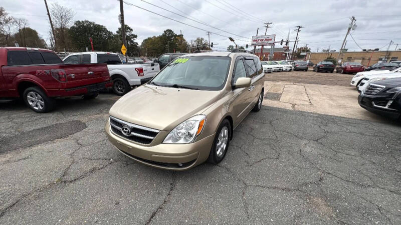 2008 Hyundai Entourage Limited
