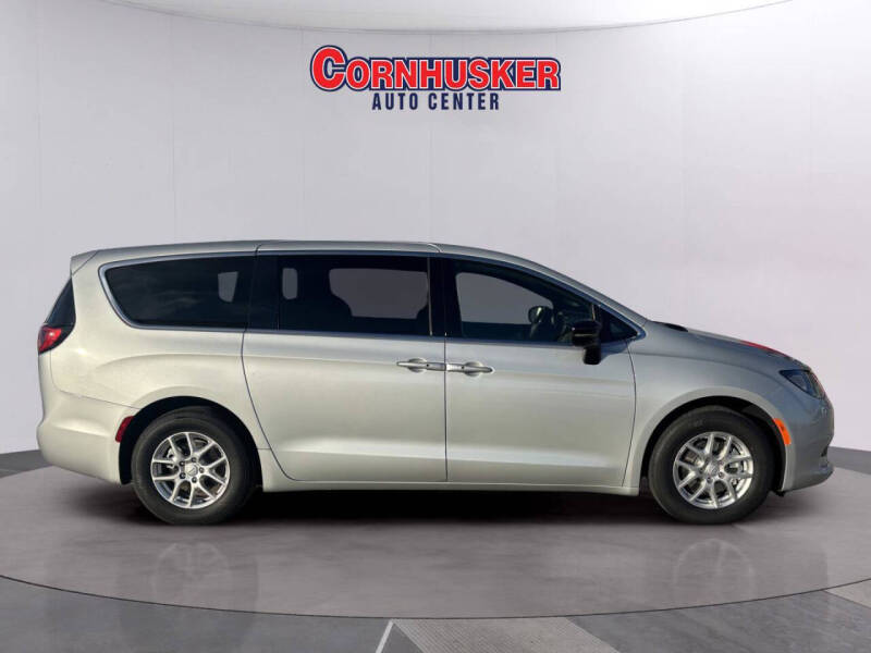 2026 Chrysler Voyager LX