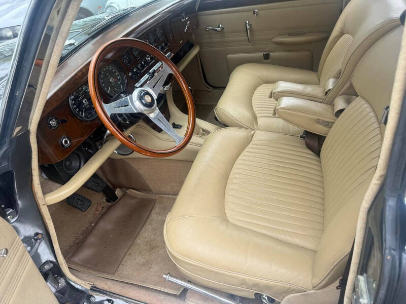 1966 Jaguar Mark II