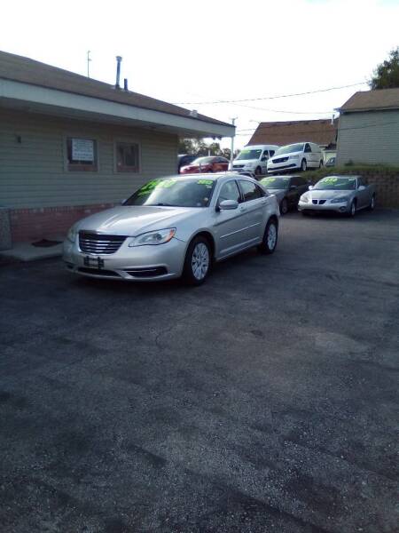 2012 Chrysler 200 for sale at AA Auto Sales in Independence MO
