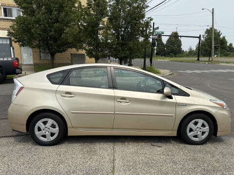 2010 Toyota Prius III