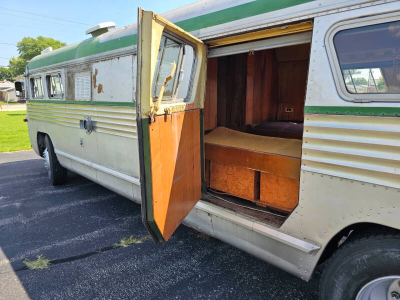 1948 Flxible Bus/RV