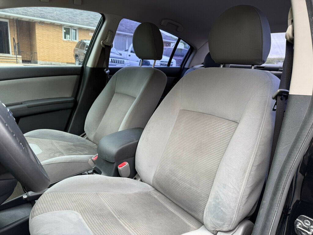 2010 Nissan Sentra 17