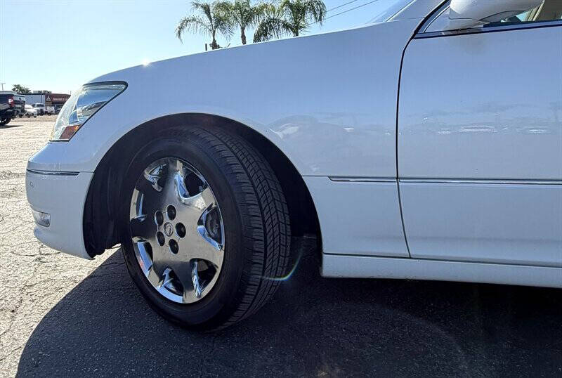 2004 Lexus LS 430