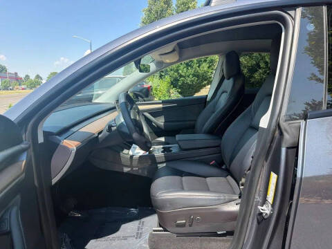 2023 Tesla Model Y Long Range